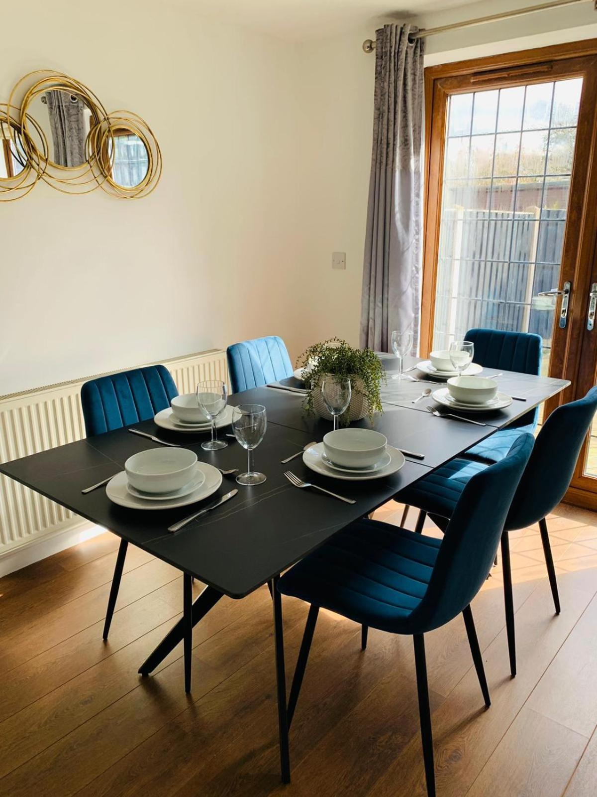 3Br House Ossett-Wakefield, Free Parking 3 Cars Wi Fi Long Stays Exterior photo